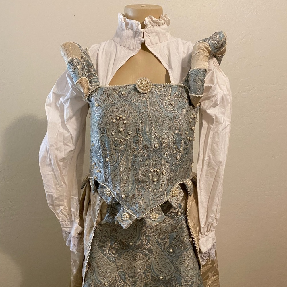 Fixer Upper Renaissance Ensemble for petite woman or teen Court Gown Dress Fair